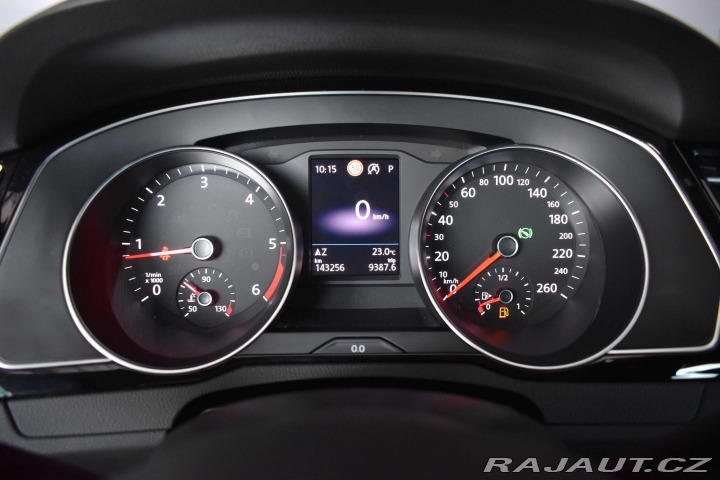 Volkswagen Passat 2.0 TDI*REZERVACE* 2020