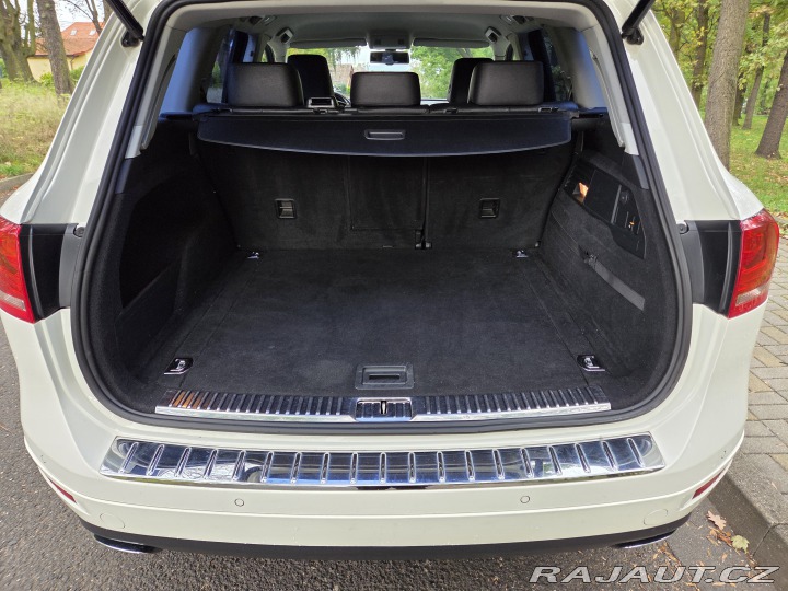 Volkswagen Touareg 7P5 2011