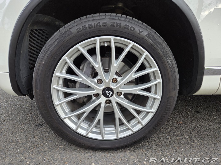 Volkswagen Touareg 7P5 2011