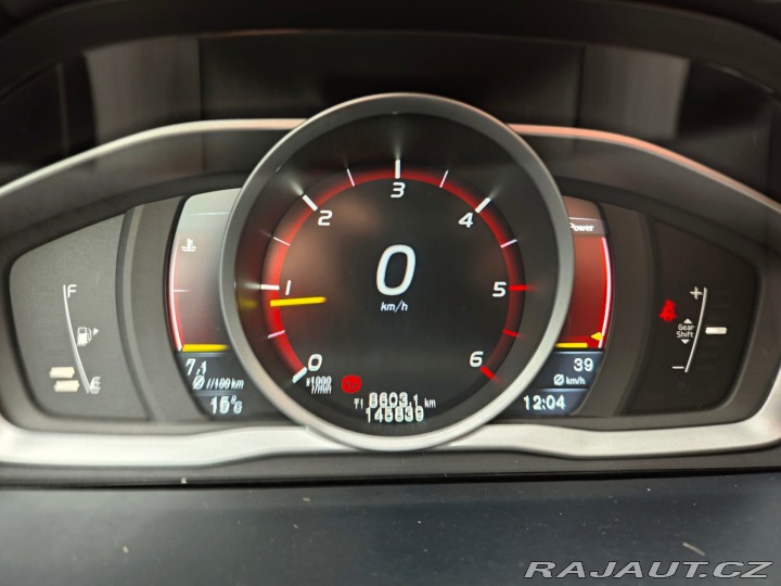 Volvo V60 2.0 D4 Momentum Xenon Web 2014