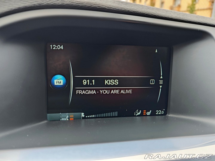 Volvo V60 2.0 D4 Momentum Xenon Web 2014