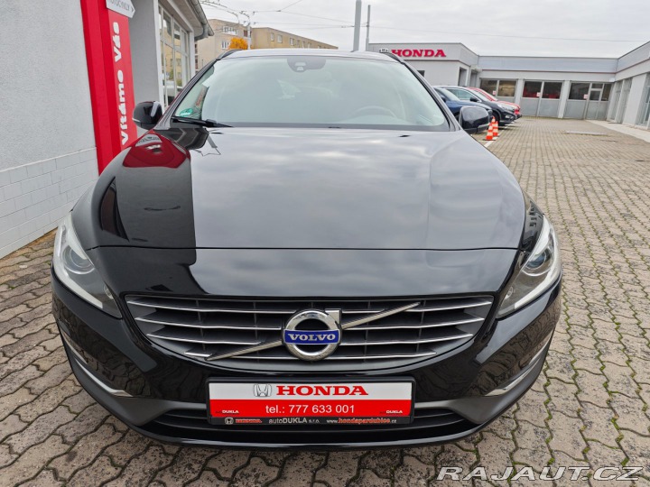 Volvo V60 2.0 D4 Momentum Xenon Web 2014