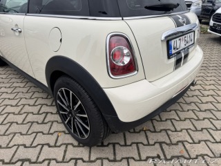 Mini Cooper 1,6i 90KW 60K NÁJEZD KOLA 2013