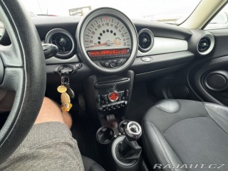 Mini Cooper 1,6i 90KW 60K NÁJEZD KOLA 2013