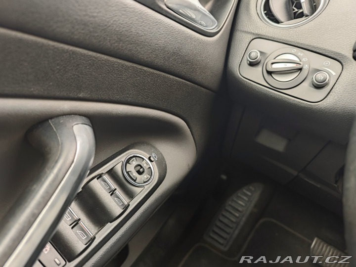 Ford Mondeo 2.0 TDCi Ghia Automat 120 2011