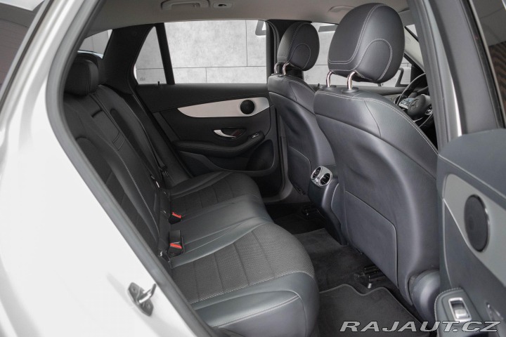 Mercedes-Benz GLC 200d 4x4*TAŽNÉ*NEZ.TOPENÍ 2019