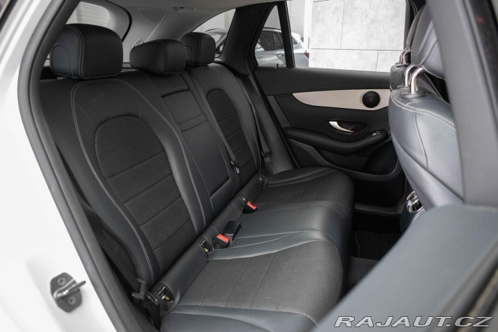 Mercedes-Benz GLC 200d REZERVACE 2019
