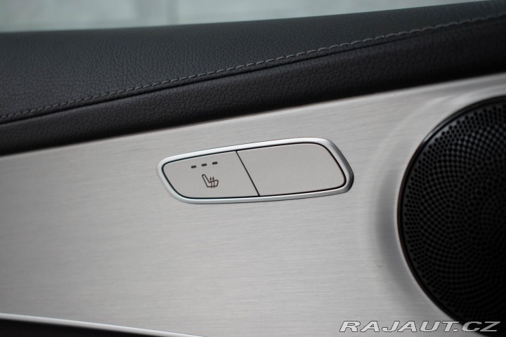 Mercedes-Benz GLC 200d REZERVACE 2019