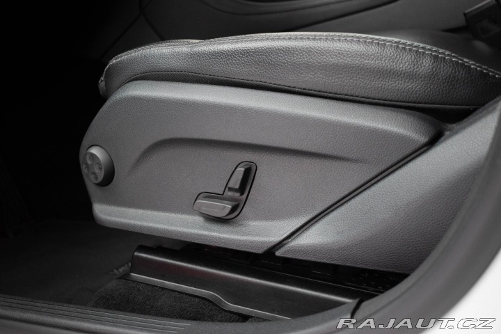 Mercedes-Benz GLC 200d REZERVACE 2019