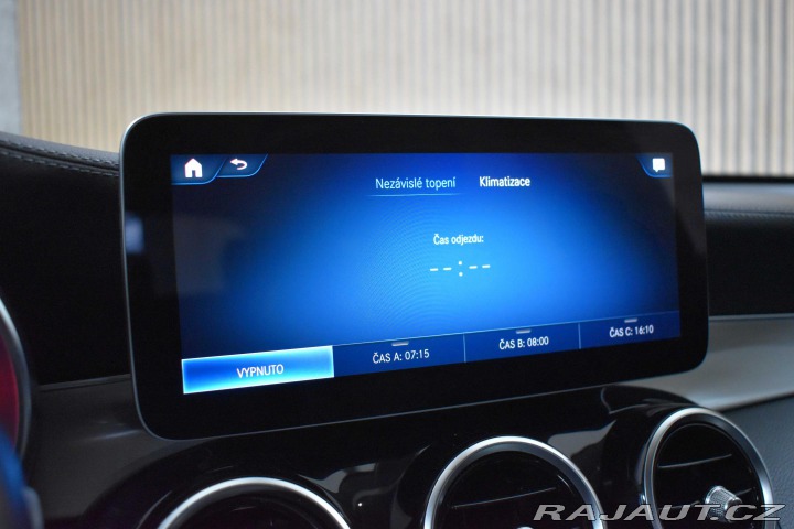 Mercedes-Benz GLC 200d REZERVACE 2019