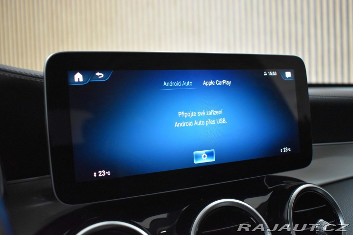 Mercedes-Benz GLC 200d REZERVACE 2019