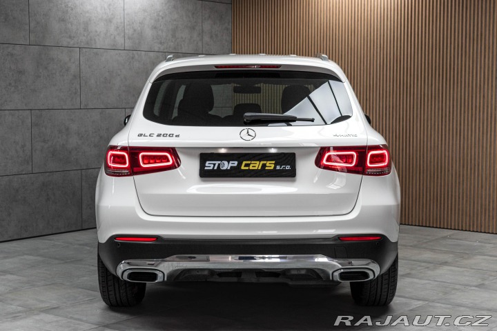 Mercedes-Benz GLC 200d REZERVACE 2019
