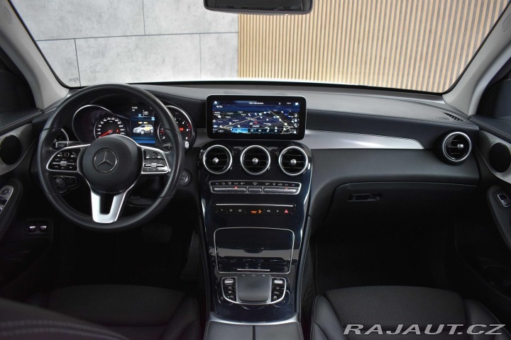 Mercedes-Benz GLC 200d REZERVACE 2019