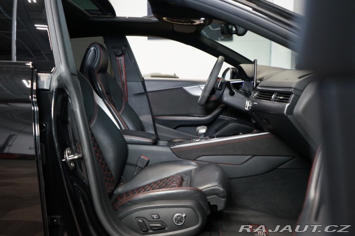 Audi RS5 SPORTBACK*PANO*ZÁRUKA*360 2023