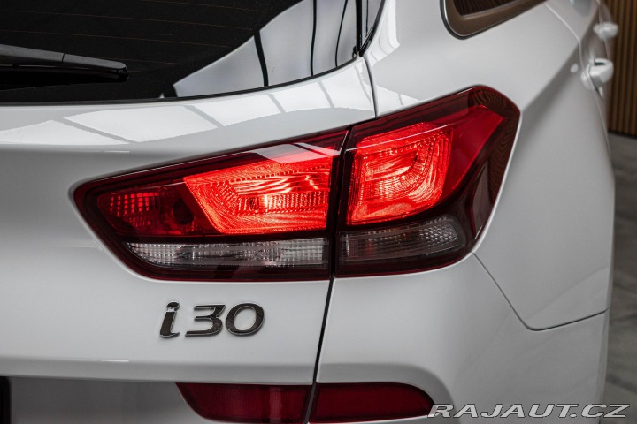 Hyundai i30 1.6CRDi 115 Smart*ČR 1.MA 2021