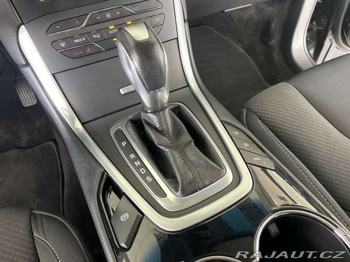 Ford Edge 2,0TDCI 154kW*4x4*LED*Taž 2017