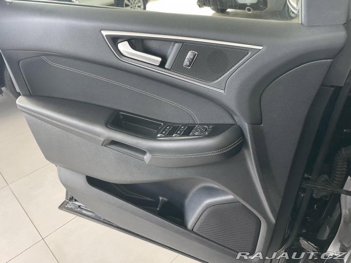 Ford Edge 2,0TDCI 154kW*4x4*LED*Taž 2017