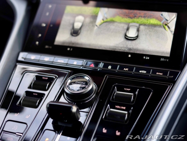 Aston Martin DB12 Coupé 4.0 V8 500KW | Alu 2023