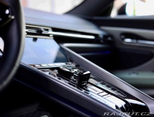 Aston Martin DB12 Coupé 4.0 V8 500KW | Alu 2023