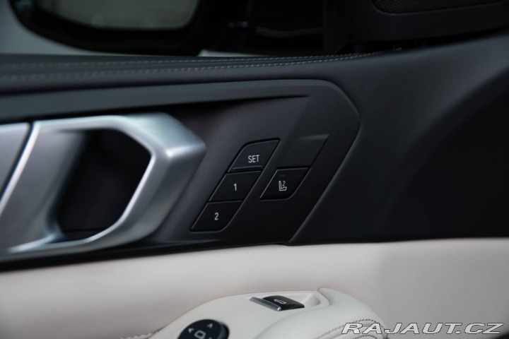 BMW X5 xDrive45e A/T 2020