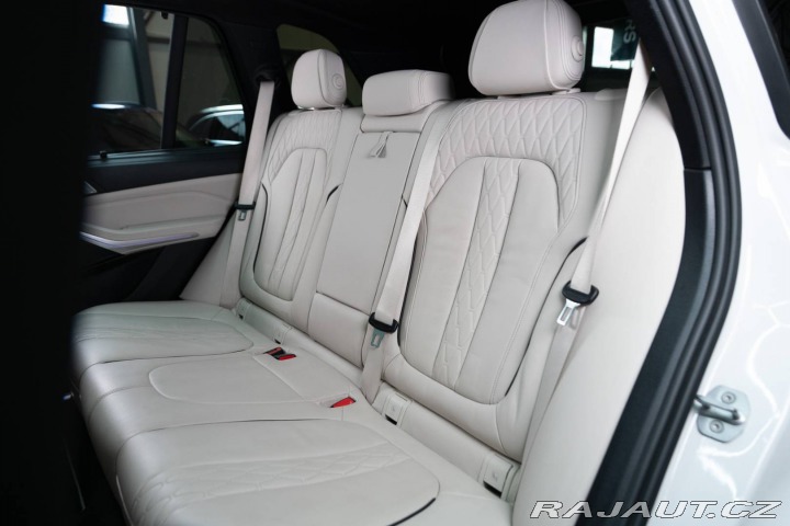 BMW X5 xDrive45e A/T 2020