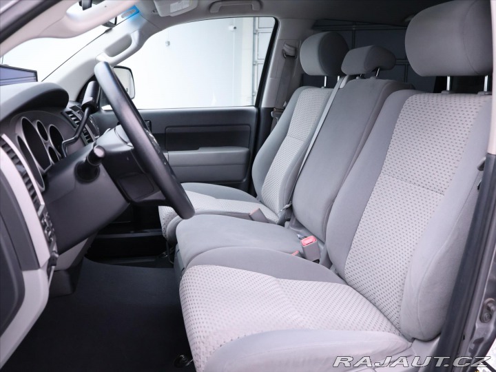 Toyota Tundra 5,7 V8 HEMI 285kW 4x4 2012