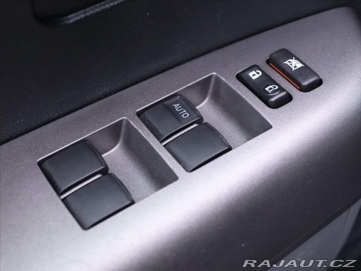 Toyota Tundra 5,7 V8 HEMI 285kW 4x4 2012
