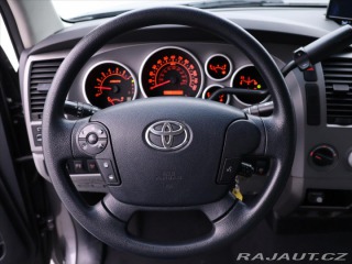 Toyota Tundra 5,7 V8 HEMI 285kW 4x4 2012