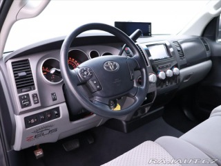 Toyota Tundra 5,7 V8 HEMI 285kW 4x4 2012