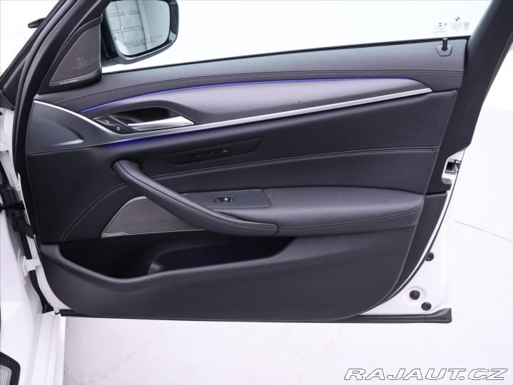 BMW 5 4,4 M550i xDrive 390kW 2022