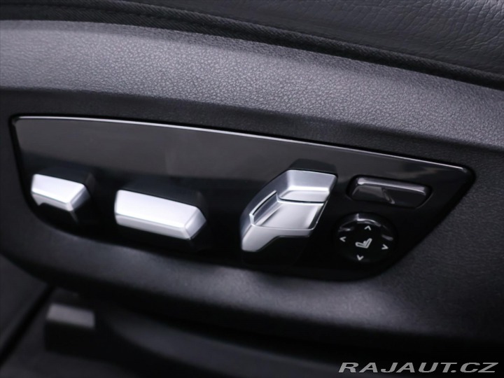 BMW 5 4,4 M550i xDrive 390kW 2022
