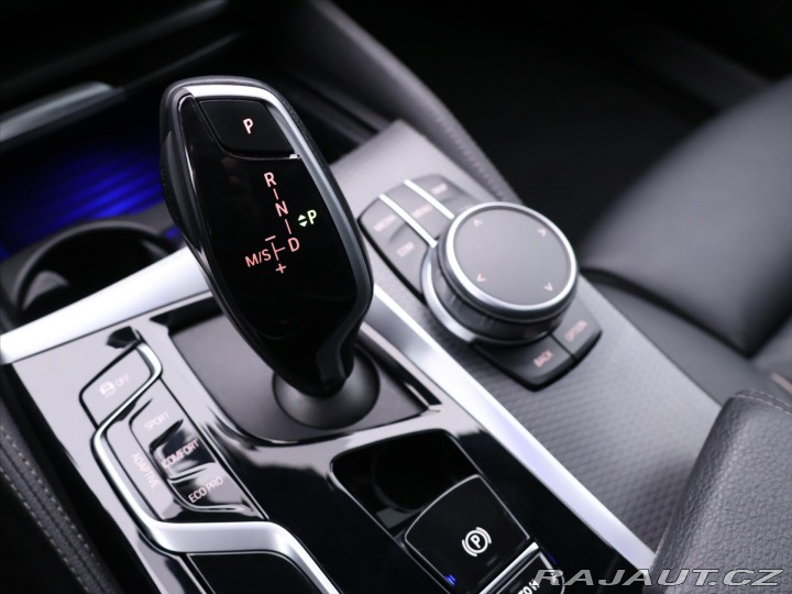 BMW 5 4,4 M550i xDrive 390kW 2022