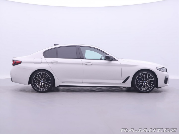BMW 5 4,4 M550i xDrive 390kW 2022