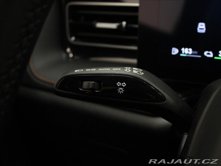 MG HS 1,5 PHEV 200kW Exclusive 2025