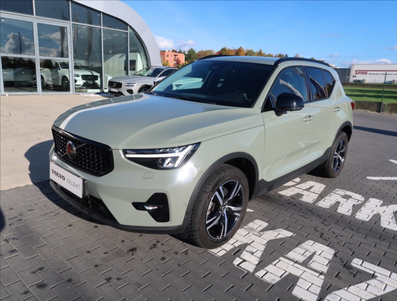 Volvo XC40 2,0 B4 Plus AWD AUT