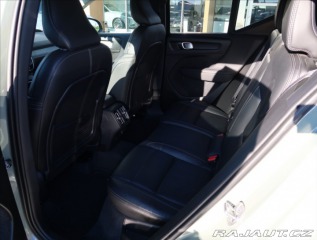 Volvo XC40 2,0 B4 Plus AWD AUT 2023