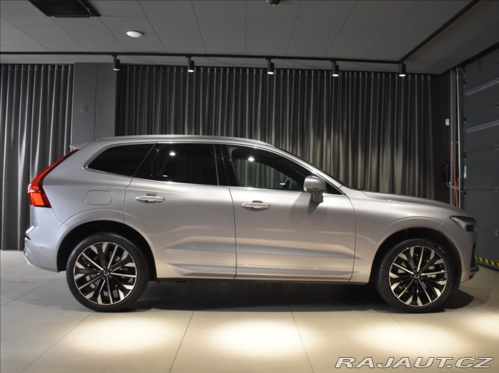 Volvo XC60 2,0 B5 AWD Ultra Vzduch,P 2025