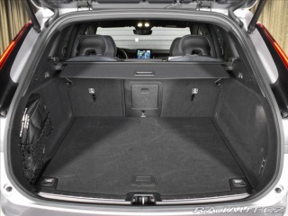 Volvo XC60 2,0 B5 AWD Ultra Vzduch,P 2025