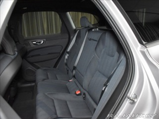 Volvo XC60 2,0 B5 AWD Ultra Vzduch,P 2025