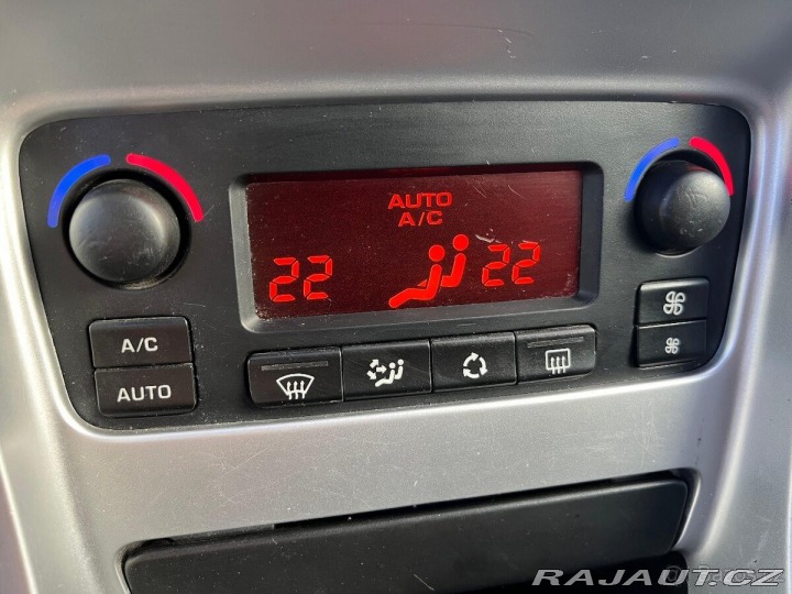 Peugeot 307 2,0   HDI 100kW - 7-míst, 2005