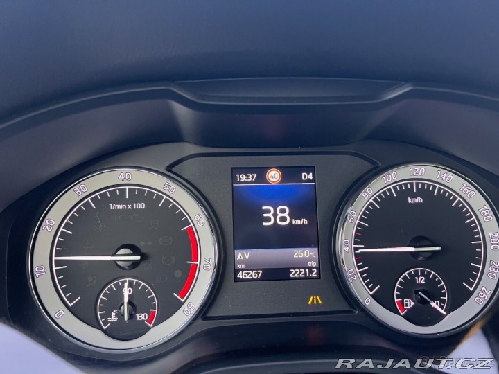 Škoda Karoq 1,5 TSI DSG - max.výbav 2018