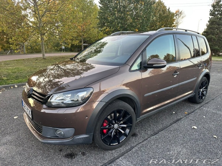 Volkswagen Touran 2,0 Cross, 125 kW, DSG, 2013
