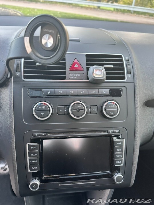 Volkswagen Touran 2,0   Cross, 125 kW, DSG, 2013