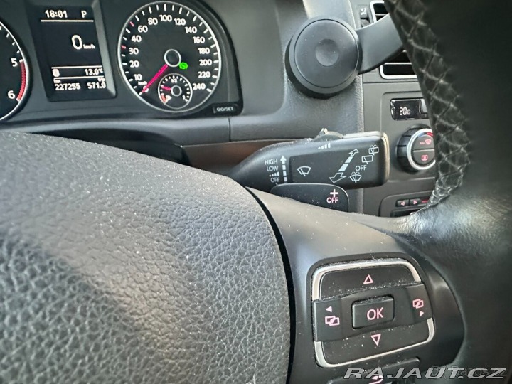 Volkswagen Touran 2,0   Cross, 125 kW, DSG, 2013