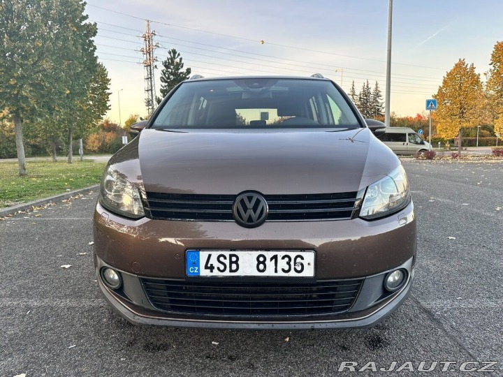 Volkswagen Touran 2,0   Cross, 125 kW, DSG, 2013