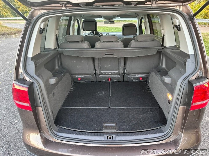 Volkswagen Touran 2,0   Cross, 125 kW, DSG, 2013