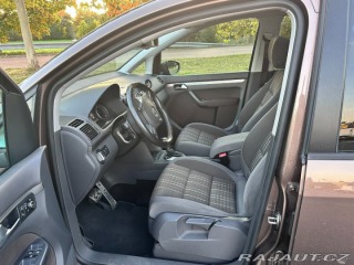 Volkswagen Touran 2,0   Cross, 125 kW, DSG, 2013