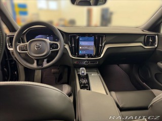 Volvo V60 2,0 B4 FWD Plus Dark 3456 2024