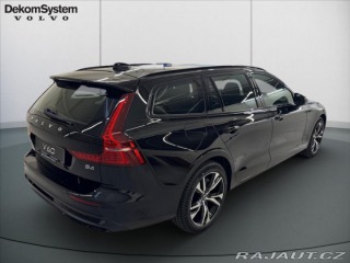 Volvo V60 2,0 B4 FWD Plus Dark 3456 2024