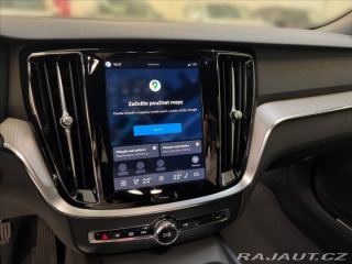 Volvo V60 2,0 B4 FWD Plus Dark 4567 2024